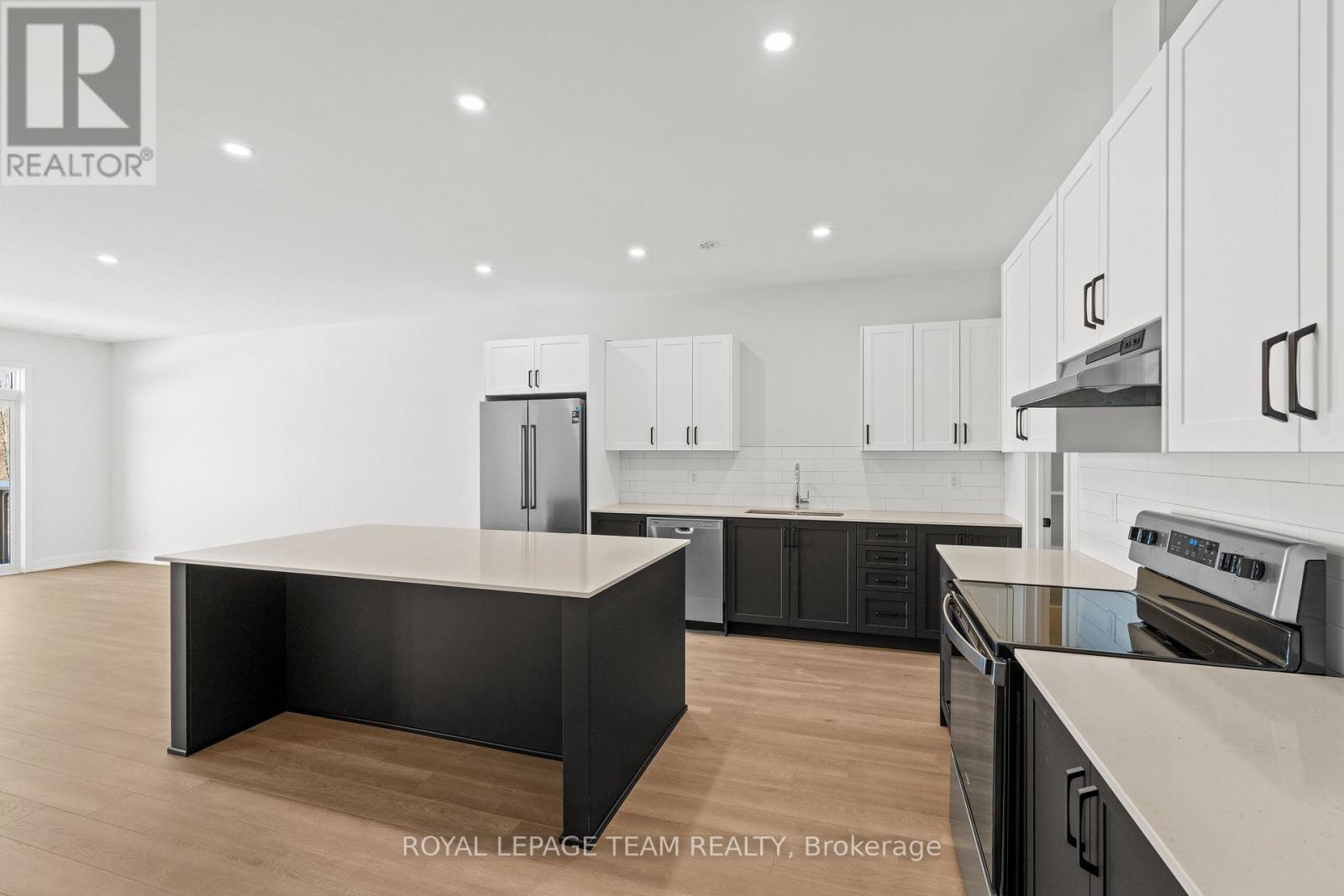 2 - 1128 Moore Street, Brockville, Ontario  K6V 7N1 - Photo 6 - X13449362