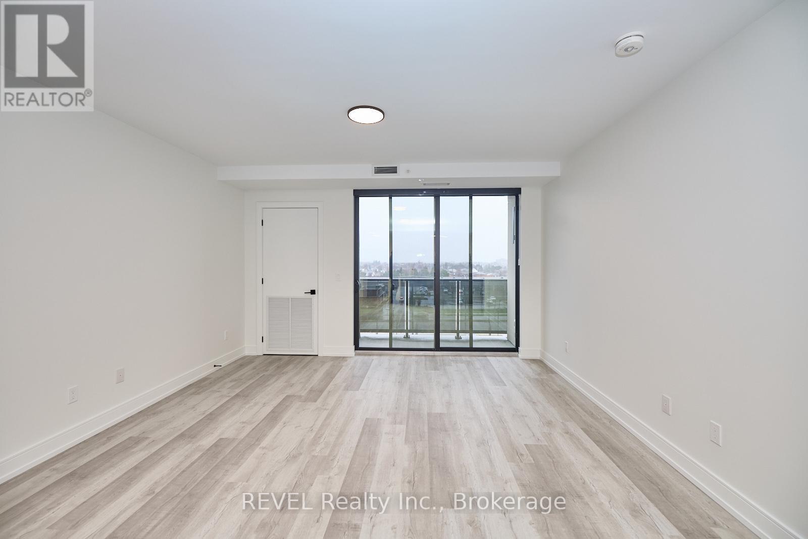 503 - 300b Fourth Avenue, St. Catharines, Ontario  L2S 0E6 - Photo 4 - X13449380