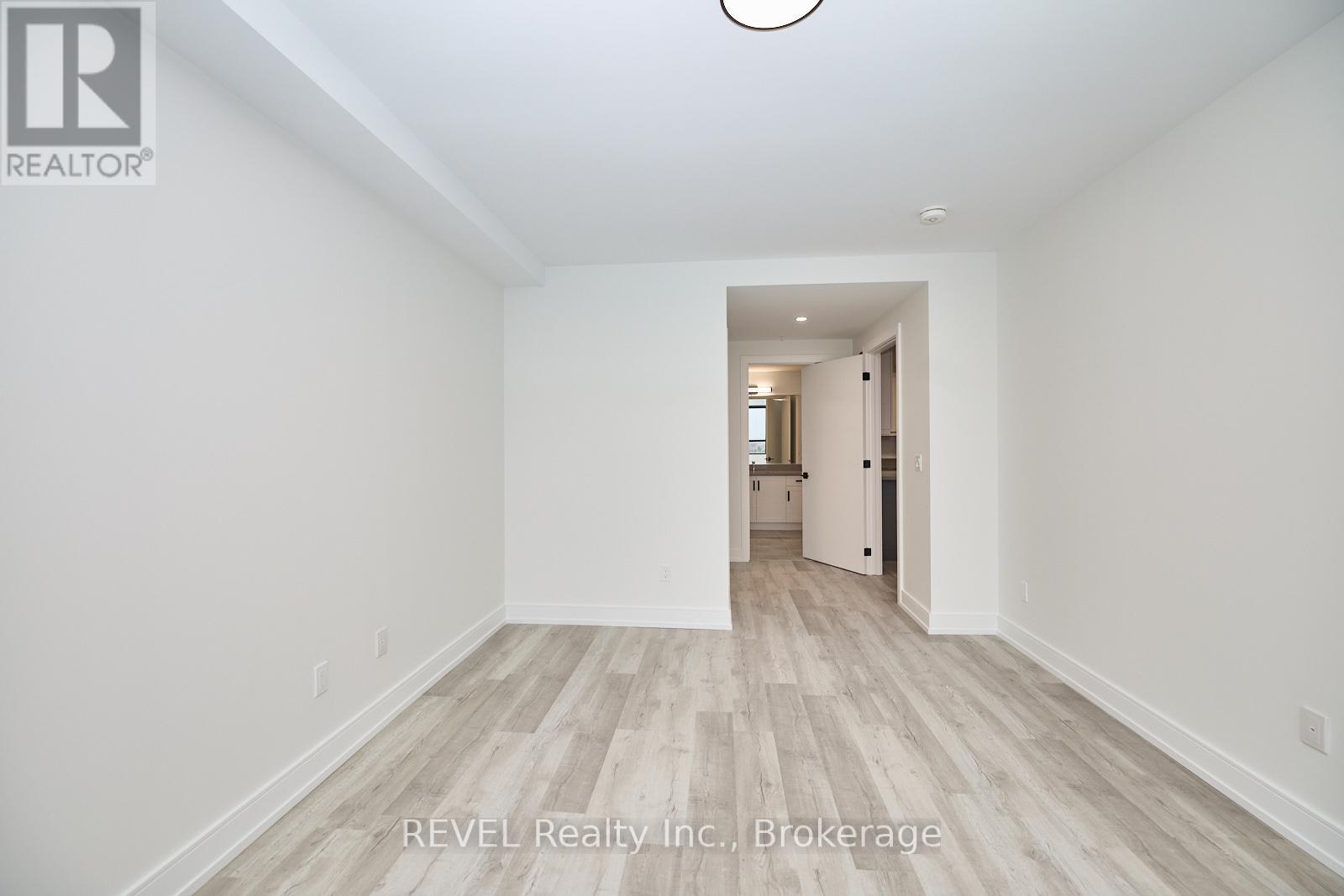 503 - 300b Fourth Avenue, St. Catharines, Ontario  L2S 0E6 - Photo 9 - X13449380