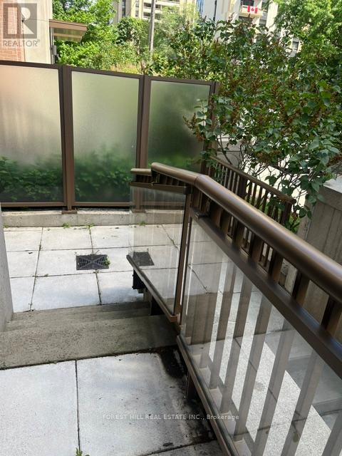 Th4 - 310 Tweedsmuir Avenue, Toronto, Ontario  M5P 2Y2 - Photo 7 - C13103846