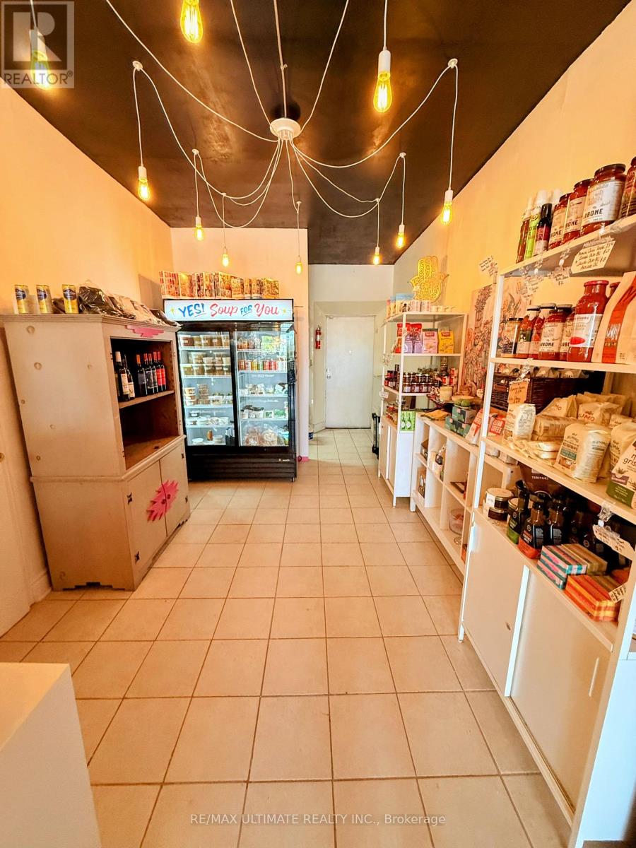 397 Vaughan Road, Toronto, Ontario M6C 2N8 - Photo 7 - C13428538