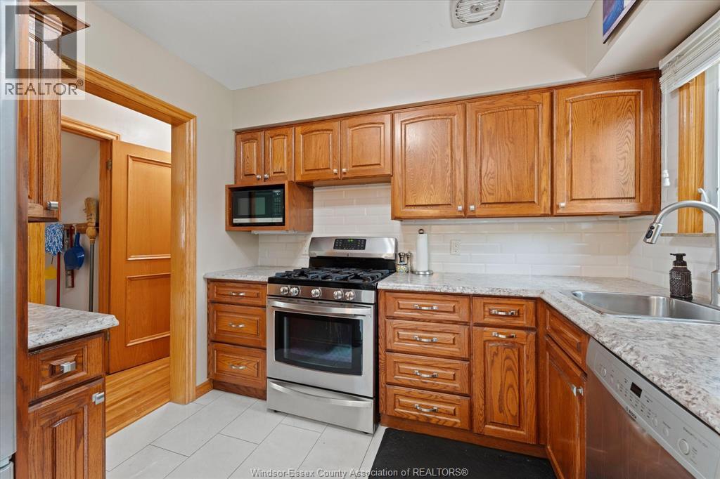3078 Rockwell Boulevard, Windsor, Ontario  N9E 2A5 - Photo 10 - 26014127