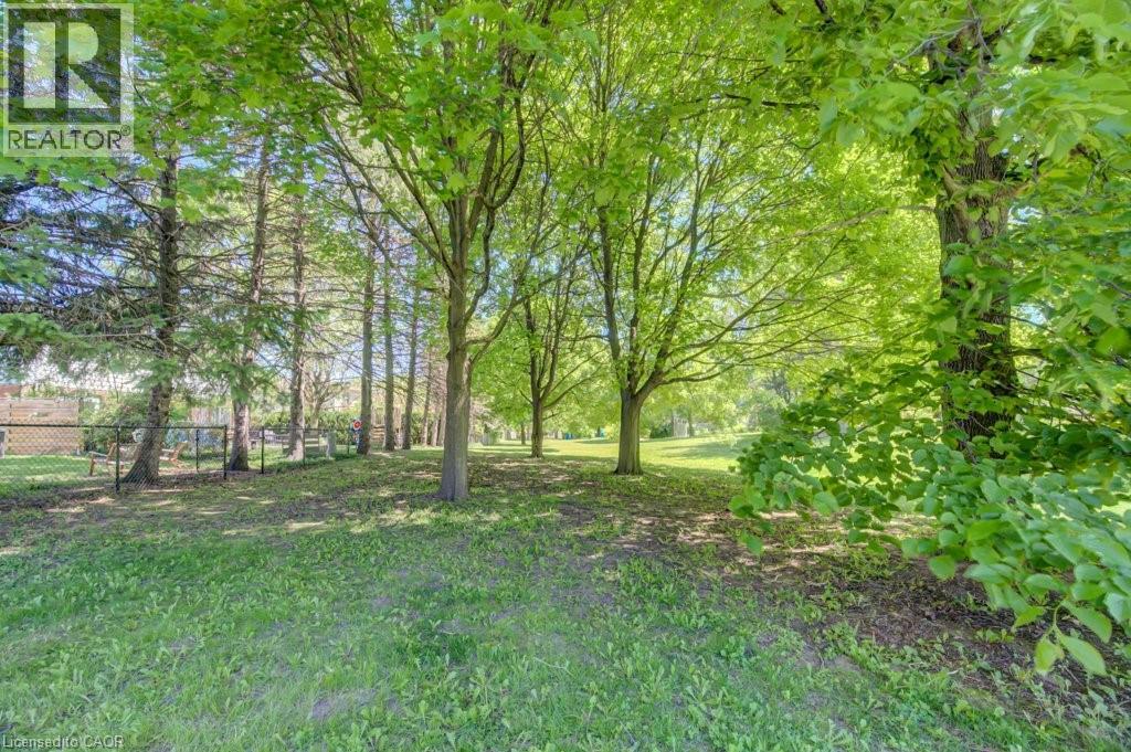 387 Stillmeadow Circle, Waterloo, Ontario  N2L 5M1 - Photo 49 - 40835169