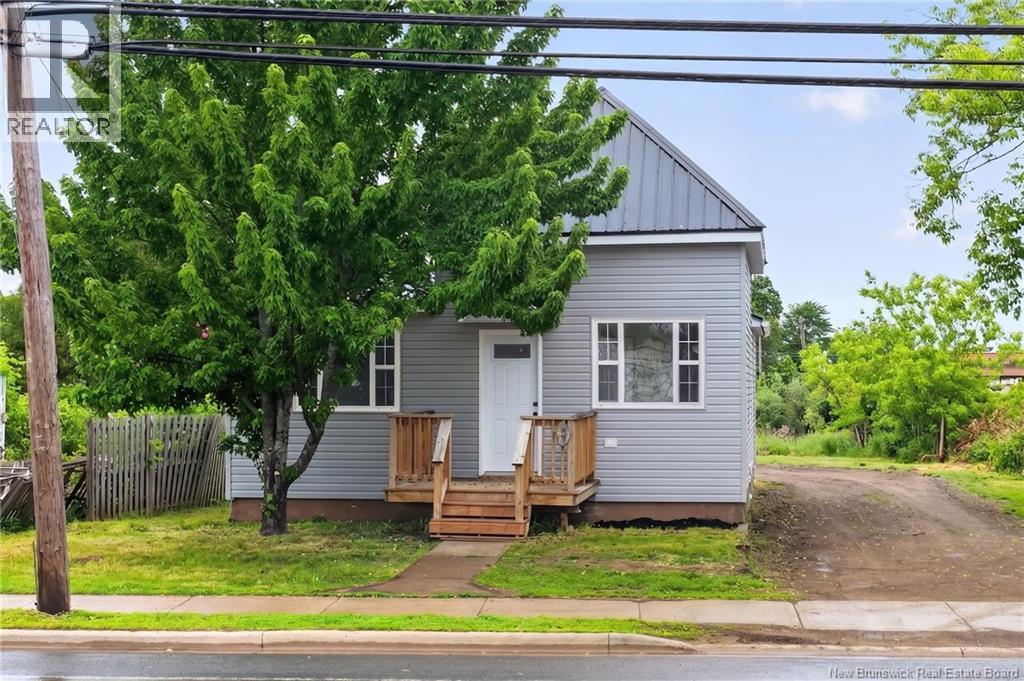55 Killam Drive, Moncton, New Brunswick  E1C 3R1 - Photo 2 - NB142031