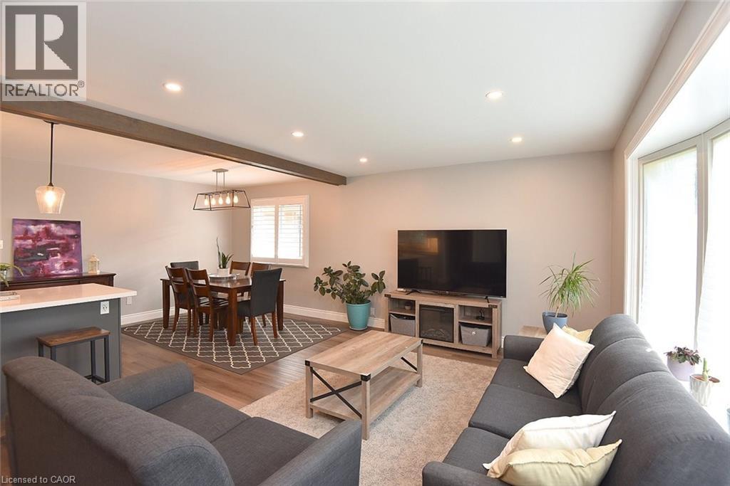 7 Monarch Court, Dundas, Ontario  L9H 3W2 - Photo 7 - 40839746
