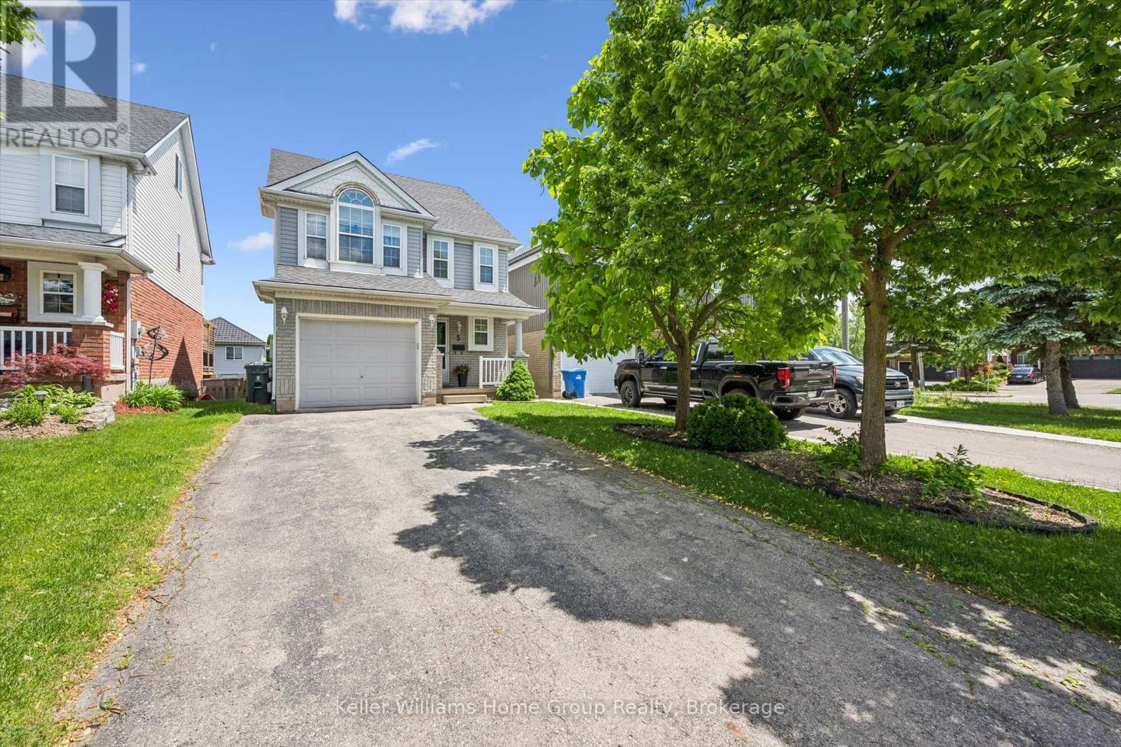 5 Law Drive, Guelph (Grange Road), Ontario N1E 7G3 - Photo 3 - X13449276