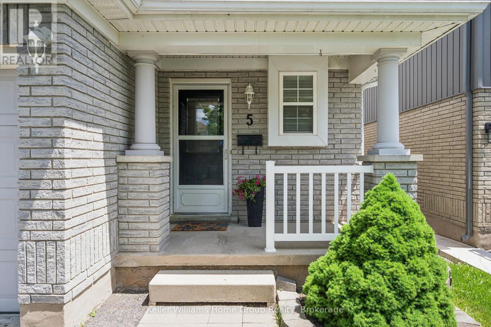 5 Law Drive, Guelph (Grange Road), Ontario N1E 7G3 - Photo 4 - X13449276