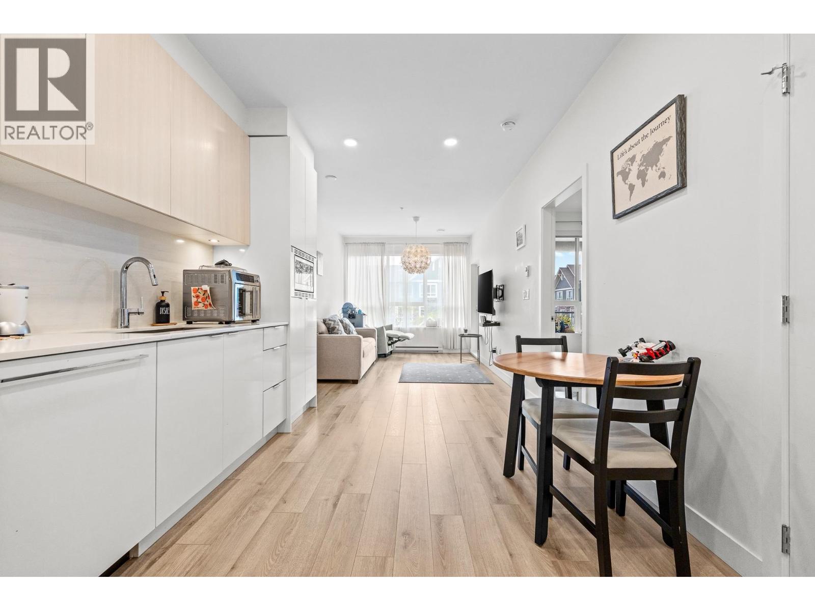 215 1892 Starling Drive, Tsawwassen, British Columbia  V4M 0C7 - Photo 4 - R3136254