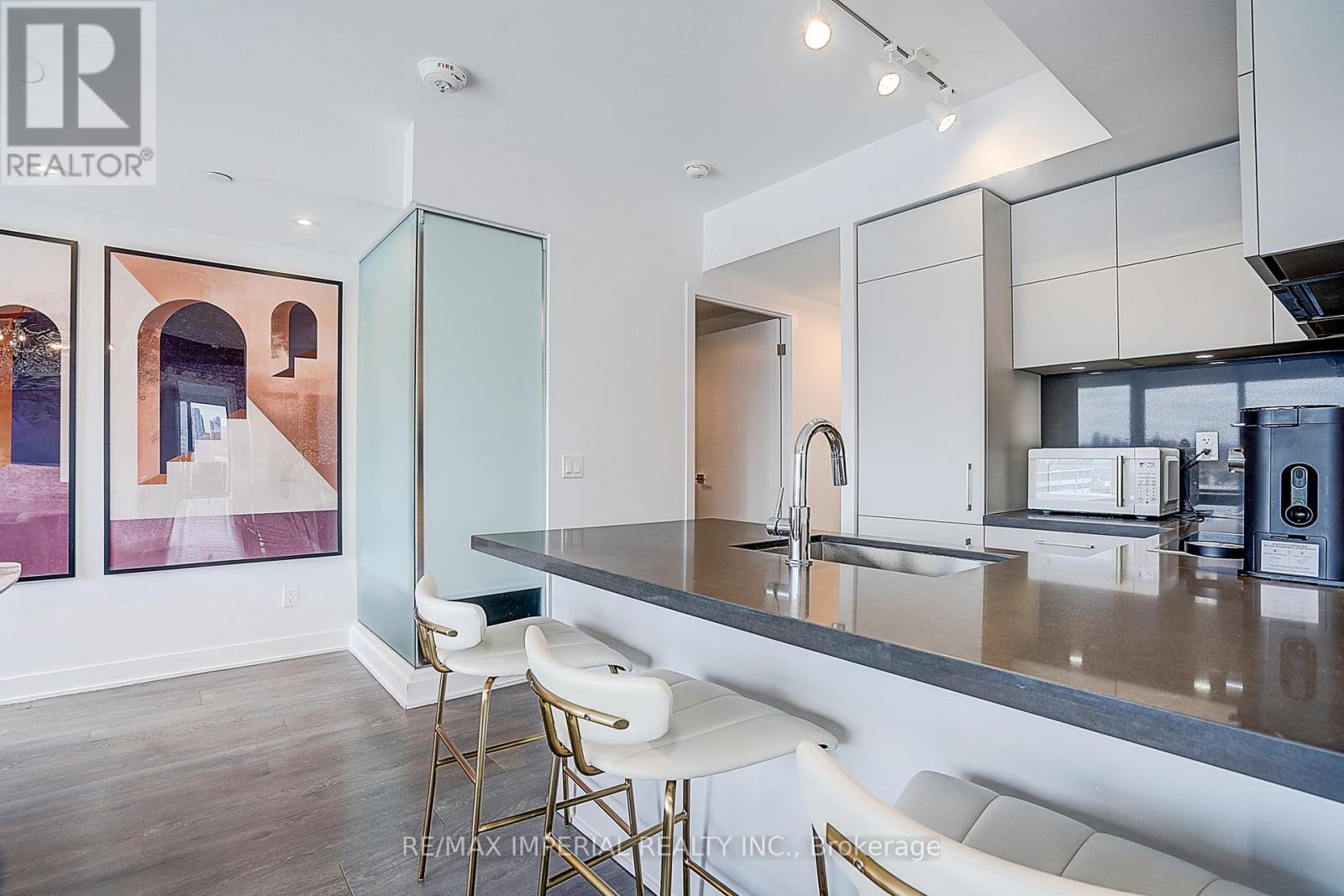 2210 - 188 Cumberland Street, Toronto, Ontario M5R 0B6 - Photo 10 - C13449382