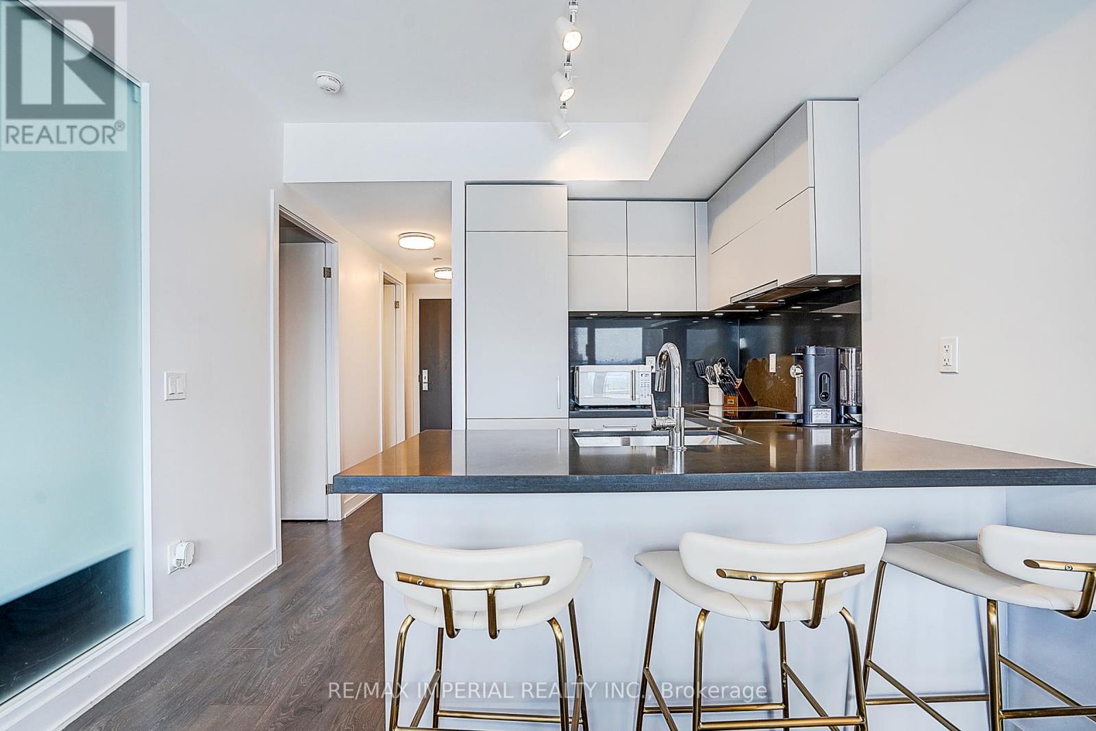 2210 - 188 Cumberland Street, Toronto, Ontario M5R 0B6 - Photo 9 - C13449382