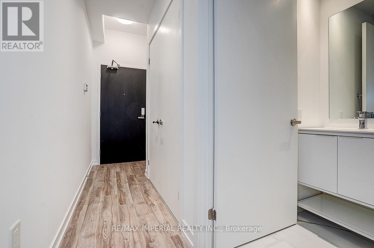 710 - 77 Shuter Street, Toronto, Ontario  M5B 0B8 - Photo 3 - C13449400