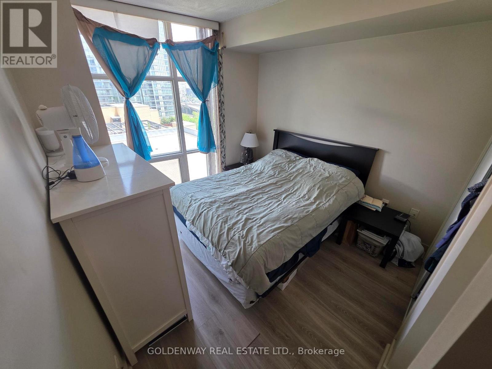 808 - 35 Mariner Terrace, Toronto, Ontario  M5V 3V9 - Photo 7 - C13446020