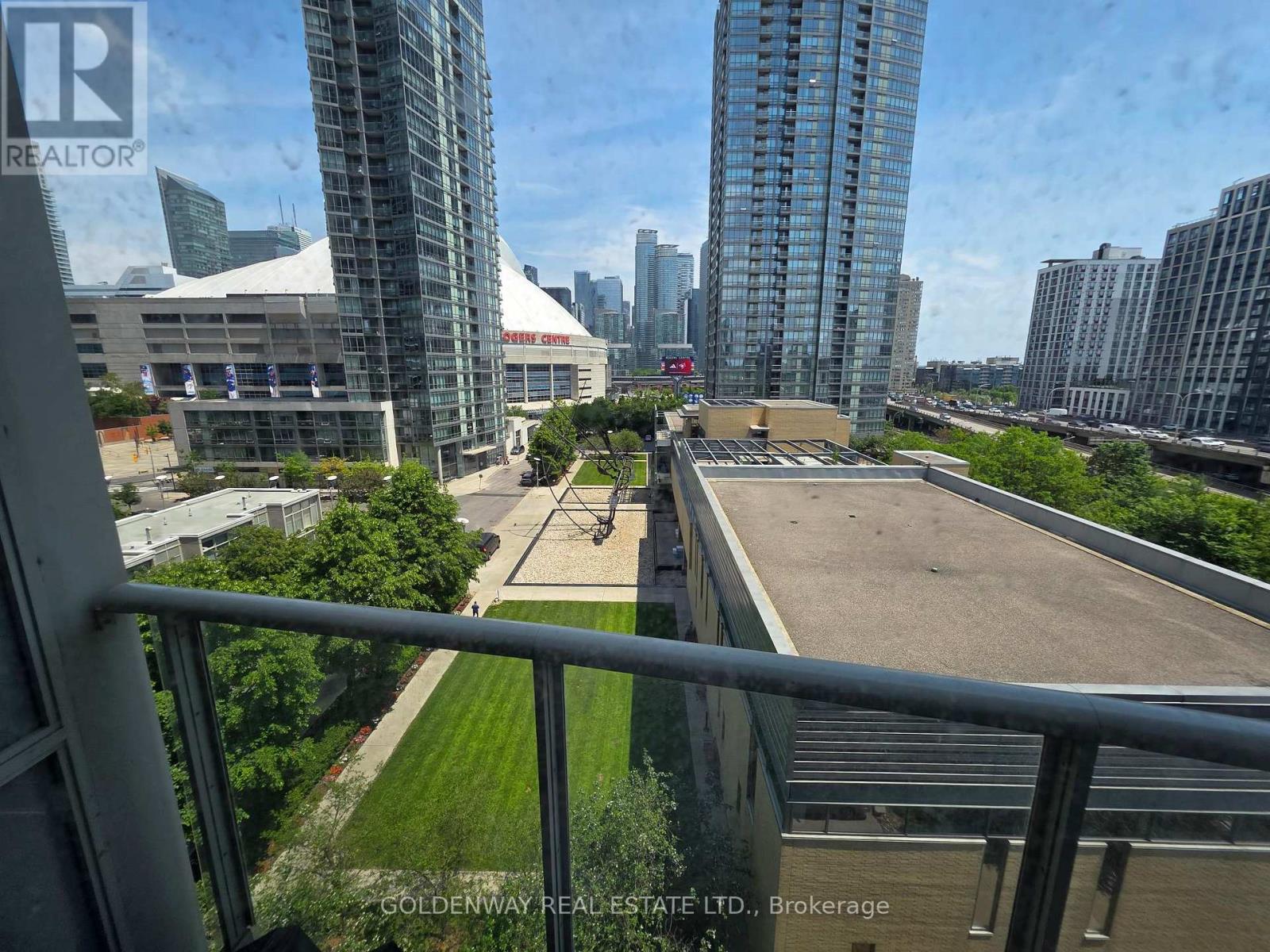 808 - 35 Mariner Terrace, Toronto, Ontario M5V 3V9 - Photo 11 - C13446020