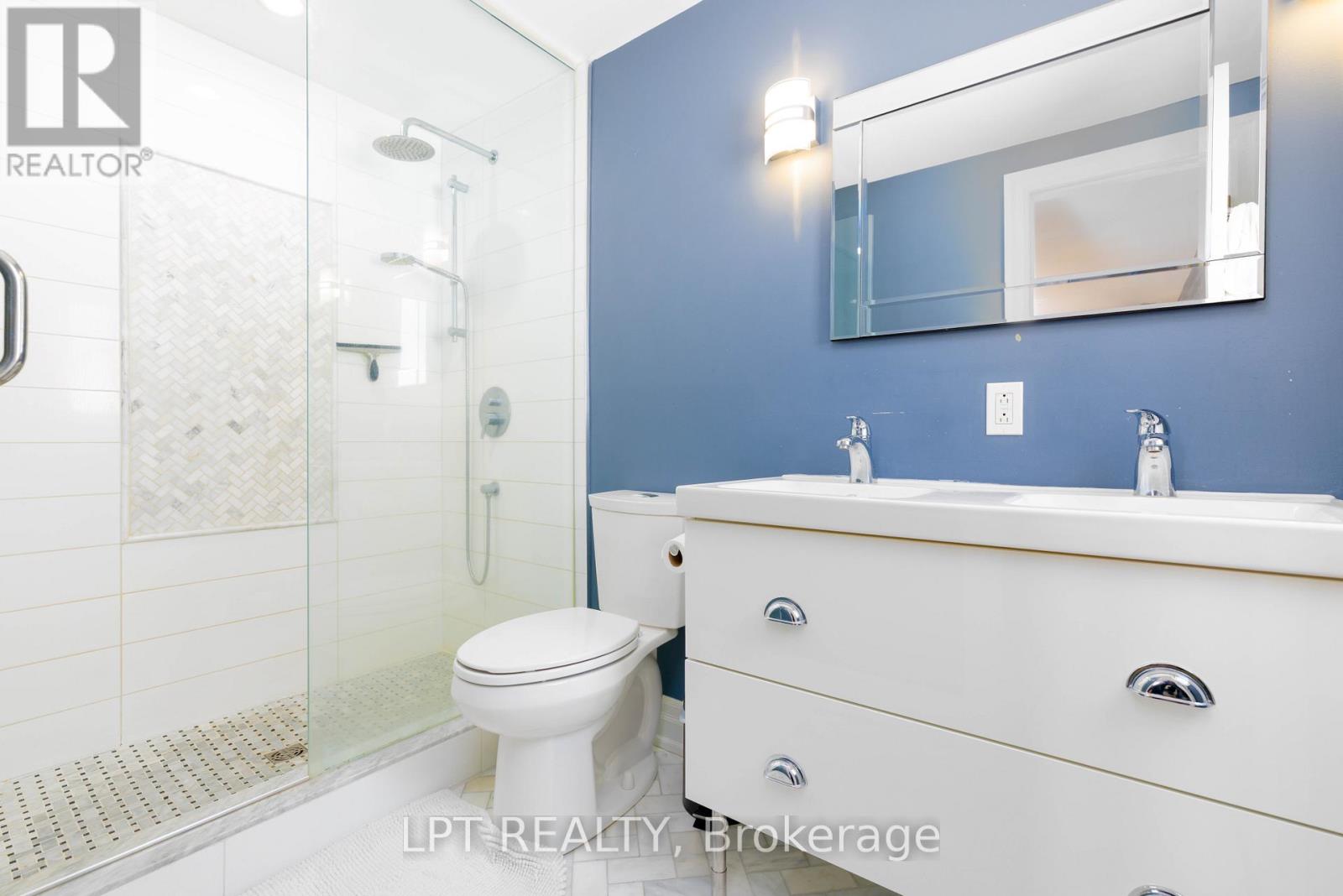 6 Odin Crescent, Aurora, Ontario  L4G 3T4 - Photo 19 - N13449266