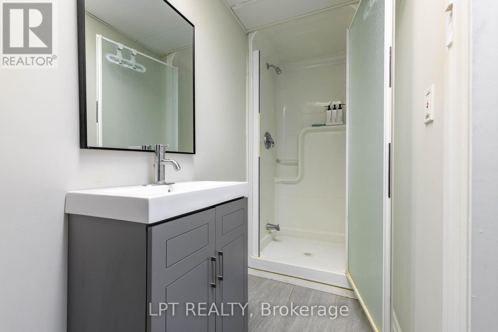 6 Odin Crescent, Aurora, Ontario  L4G 3T4 - Photo 28 - N13449266
