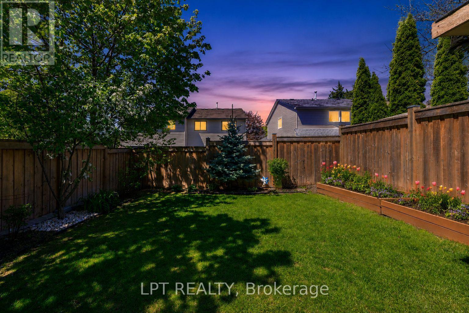 6 Odin Crescent, Aurora, Ontario  L4G 3T4 - Photo 34 - N13449266