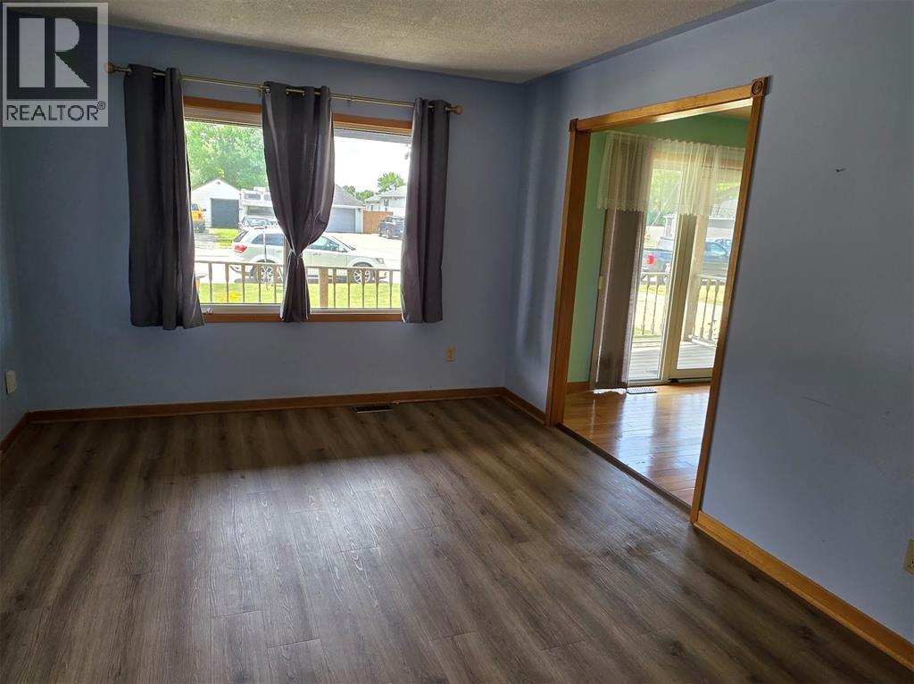 140 Main Street, St Clair, Ontario  N0N 1H0 - Photo 9 - 26012033