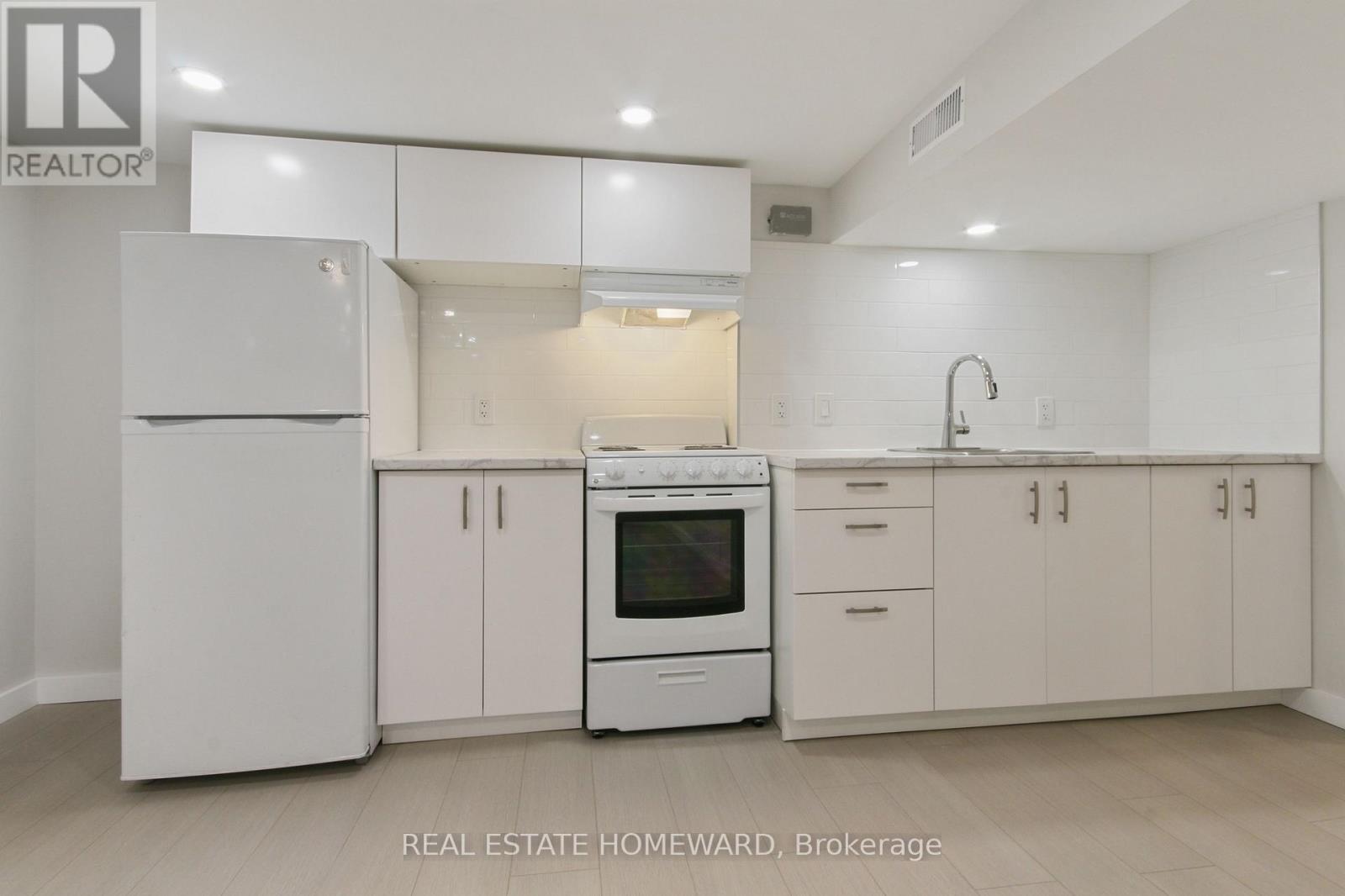 Lower - 486 Delaware Avenue, Toronto, Ontario  M6H 2T9 - Photo 5 - W13449374
