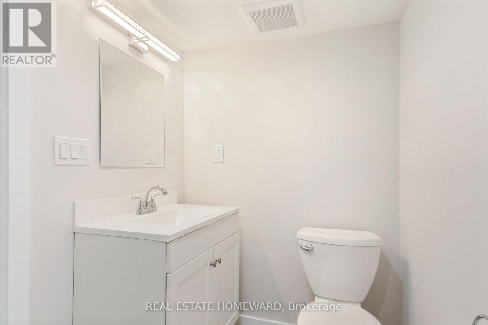 Lower - 486 Delaware Avenue, Toronto, Ontario  M6H 2T9 - Photo 7 - W13449374
