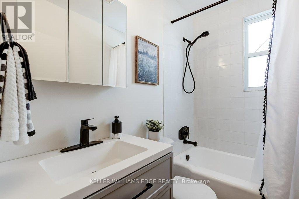202 Erindale Avenue, Hamilton, Ontario  L8K 4R7 - Photo 15 - X13449308