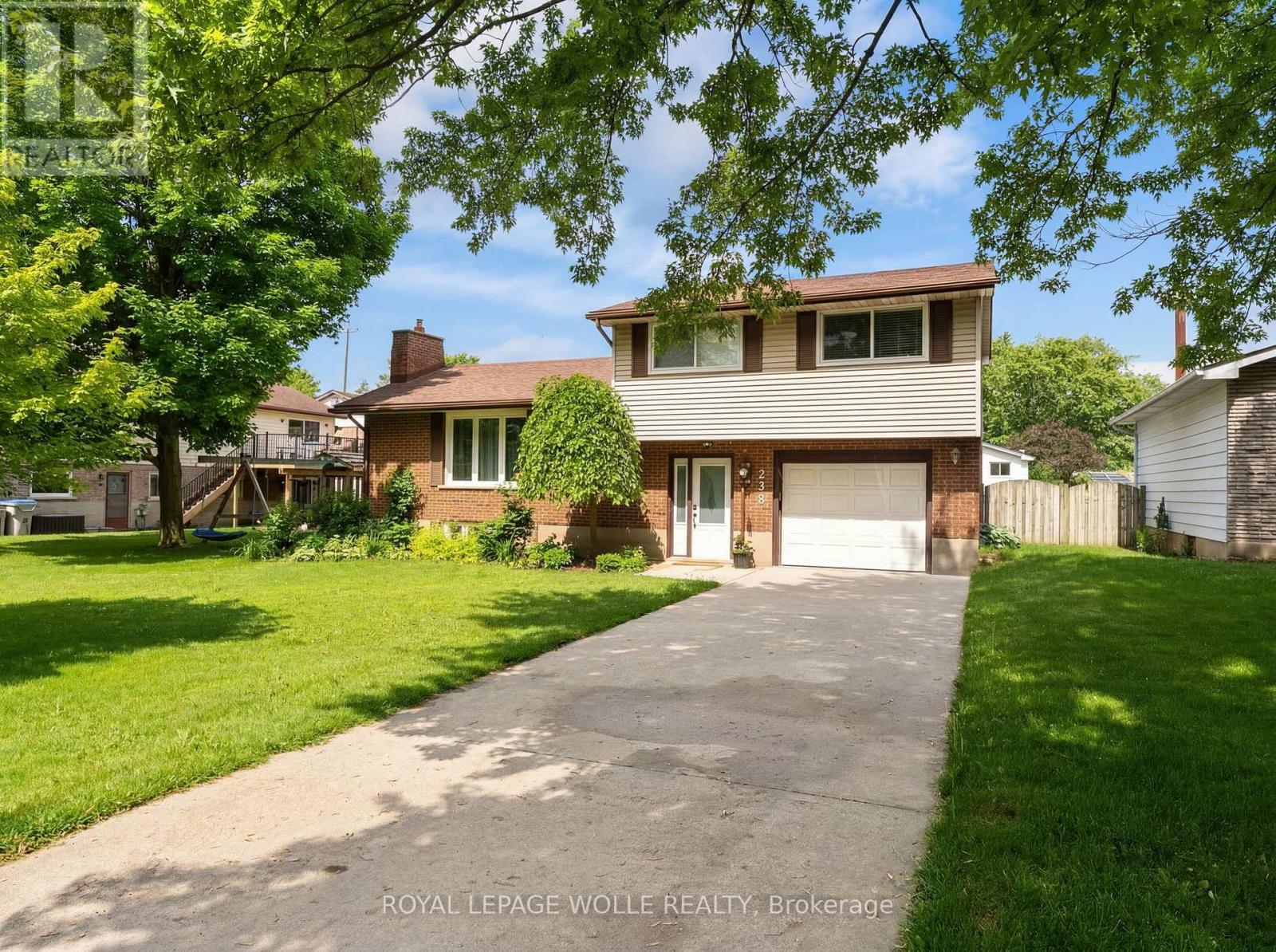 218 Arris Crescent, West Perth, Ontario  N0K 1N0 - Photo 42 - X13449328