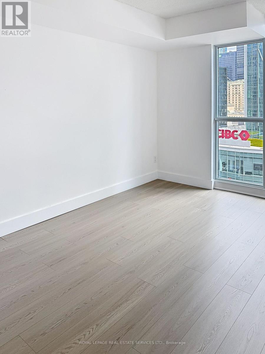 1204 - 18 Harbour Street, Toronto, Ontario  M5J 2Z6 - Photo 7 - C13445494