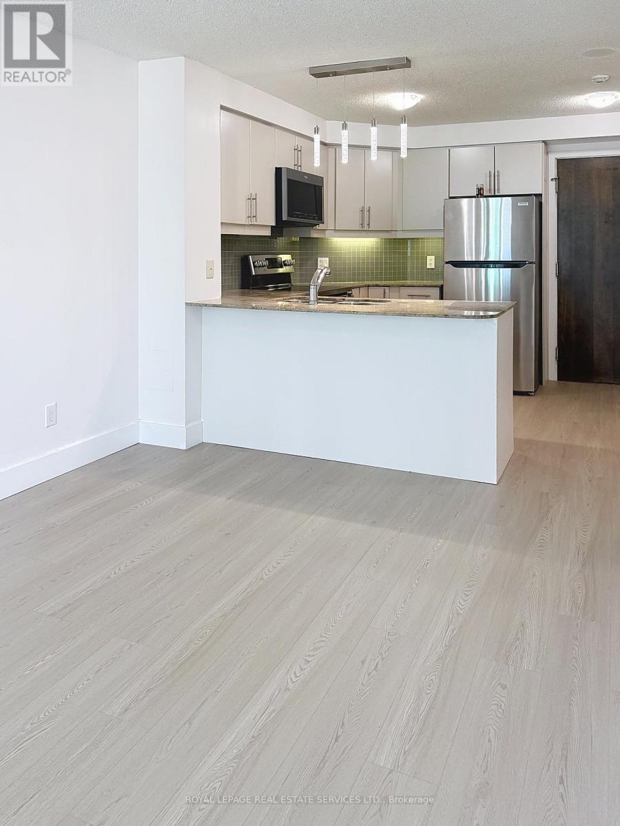 1204 - 18 Harbour Street, Toronto, Ontario  M5J 2Z6 - Photo 4 - C13445494
