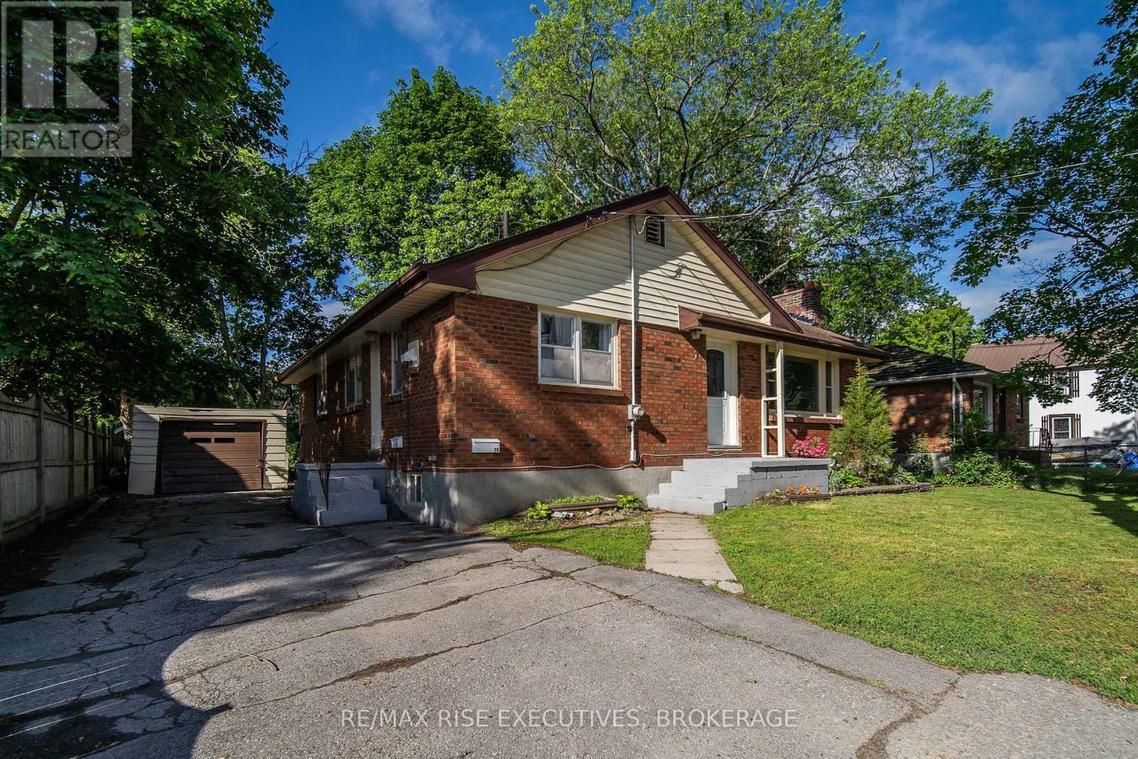 7 BENJAMIN STREET, Belleville, Ontario