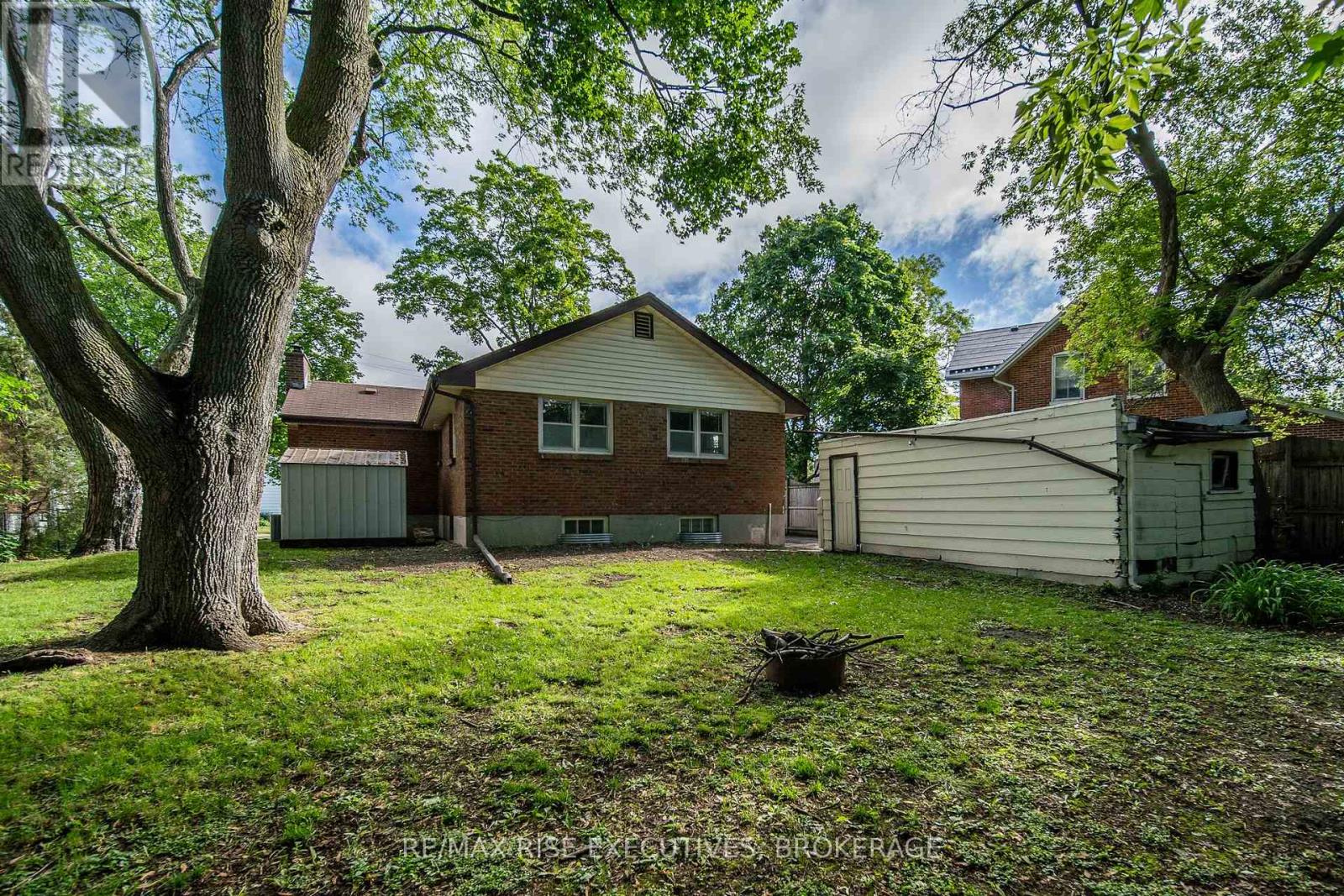 7 Benjamin Street, Belleville, Ontario  K8P 1P6 - Photo 37 - X13439130