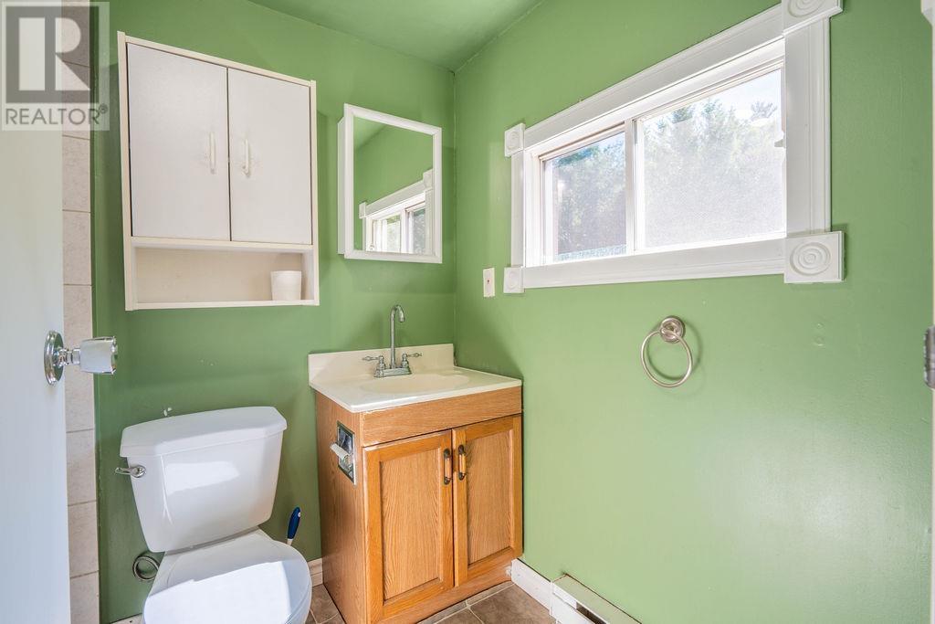 230 St Patrick St, Sault Ste. Marie, Ontario P6C 3S5 - Photo 24 - SM261468