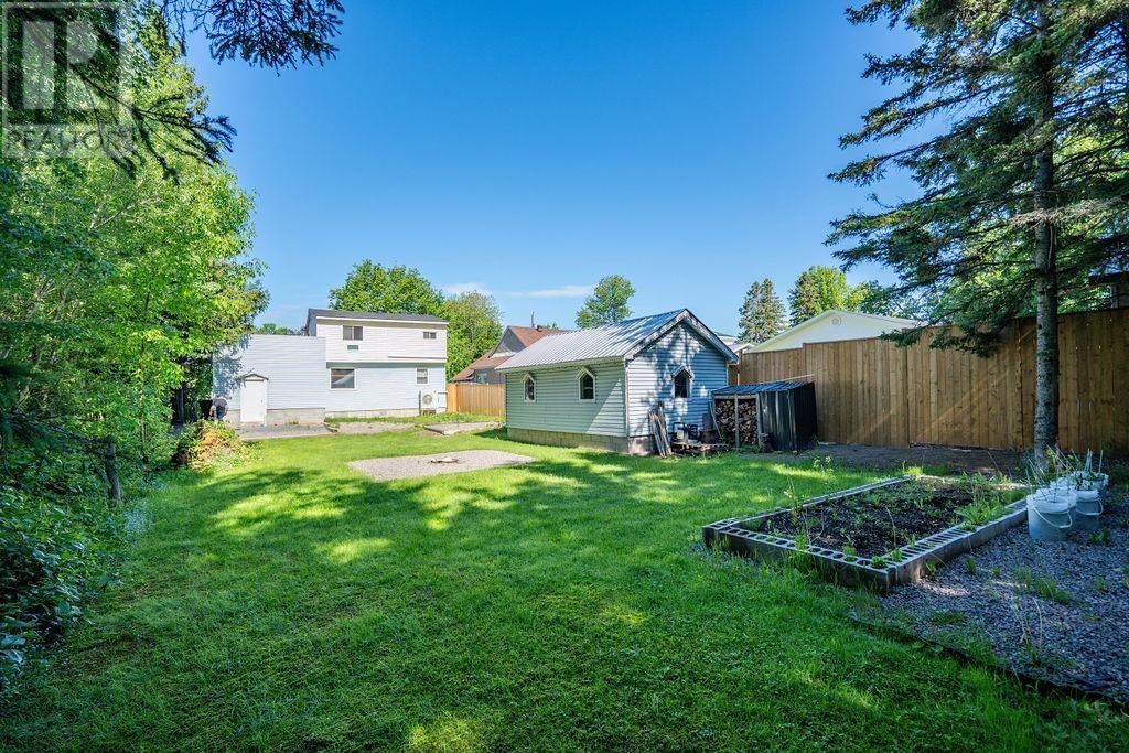 230 St Patrick St, Sault Ste. Marie, Ontario P6C 3S5 - Photo 3 - SM261468