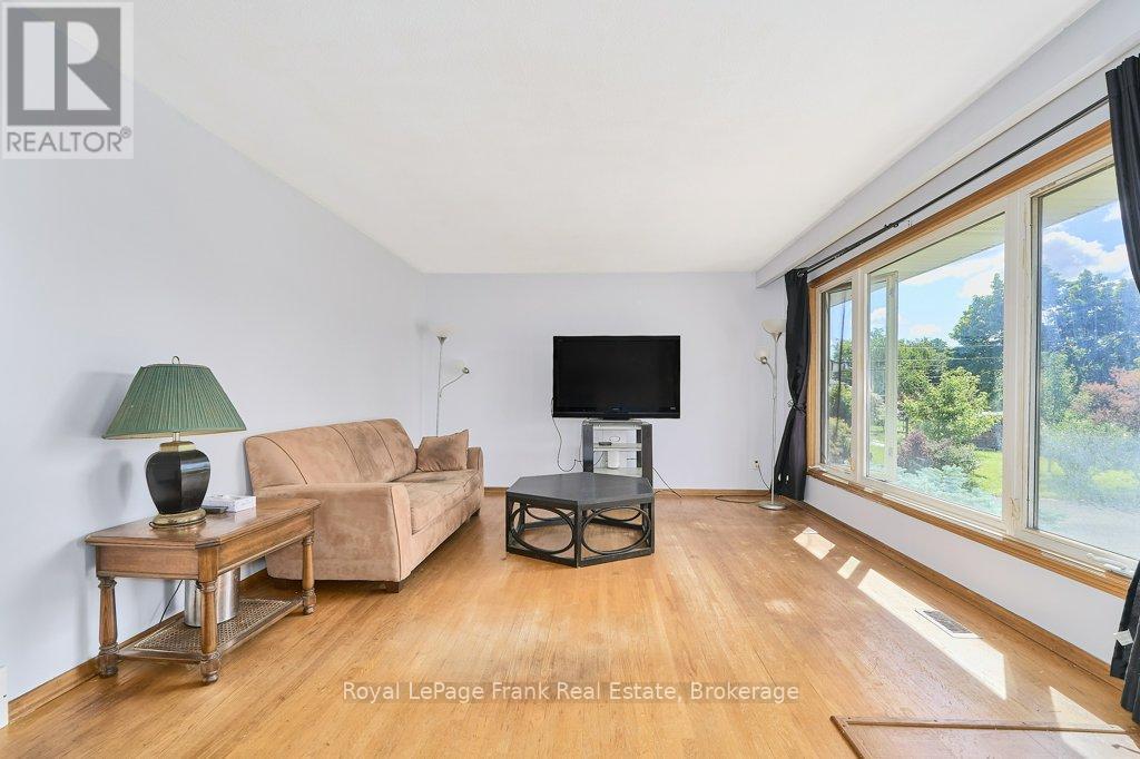 1158 Lisgar Avenue, Oshawa, Ontario L1H 1T6 - Photo 13 - E13449480