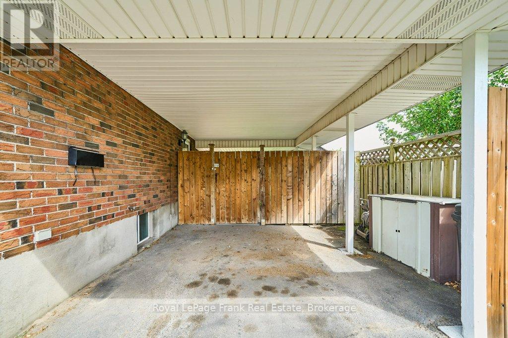 1158 Lisgar Avenue, Oshawa, Ontario L1H 1T6 - Photo 5 - E13449480