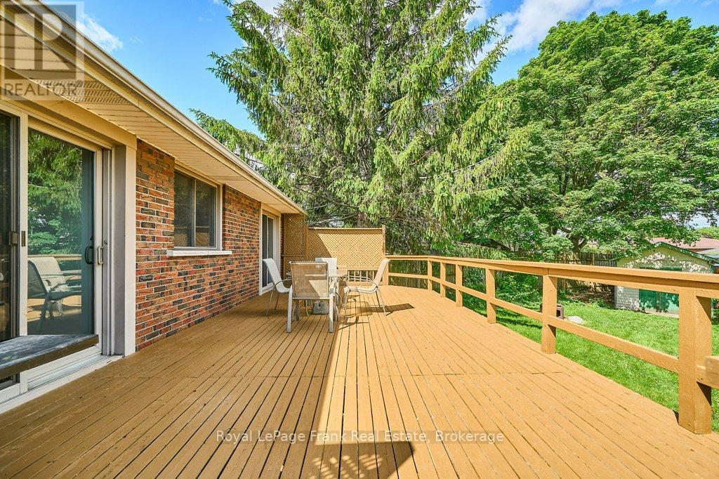 1158 Lisgar Avenue, Oshawa, Ontario L1H 1T6 - Photo 9 - E13449480