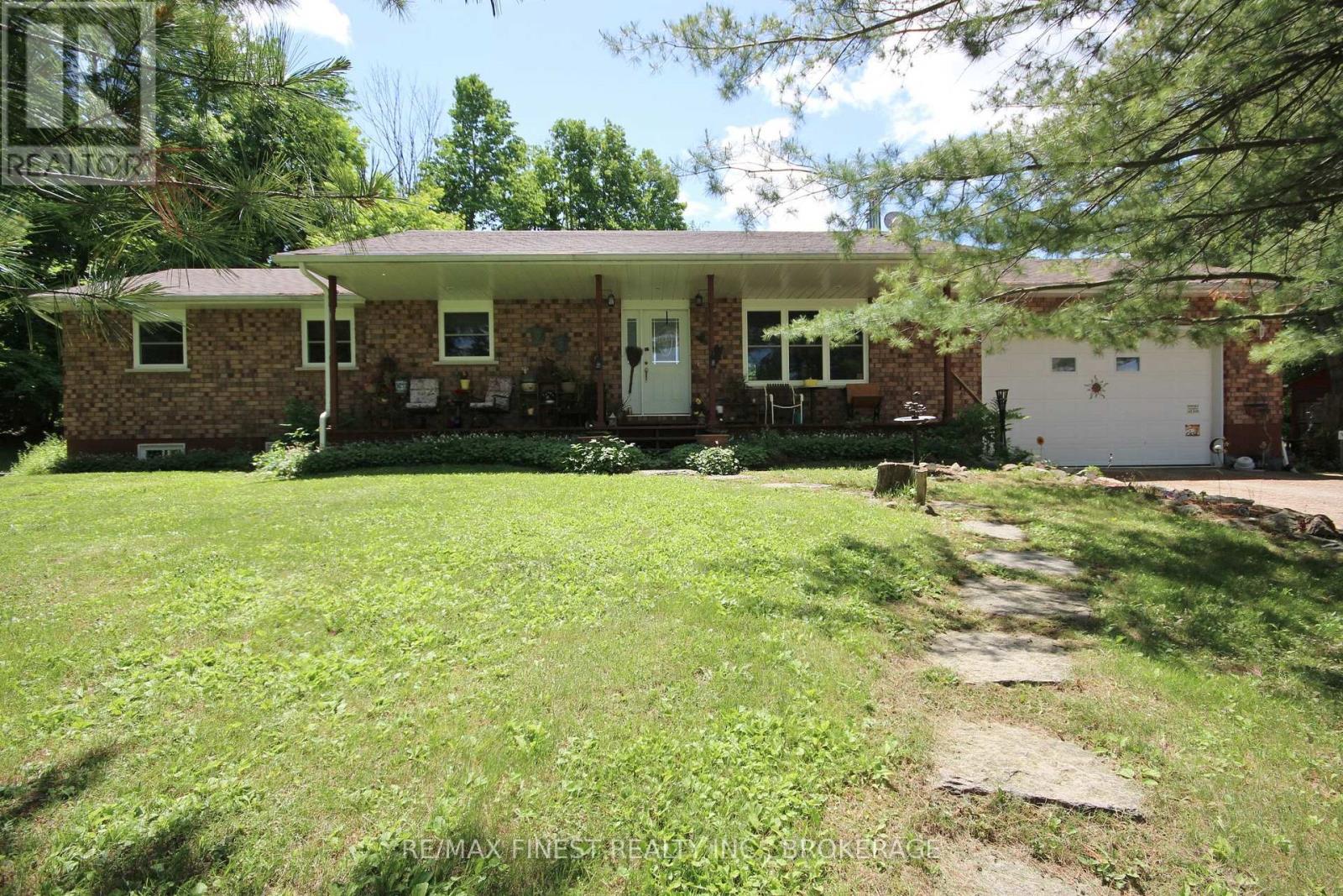 26 MOSCOW ROAD, Stone Mills, Ontario