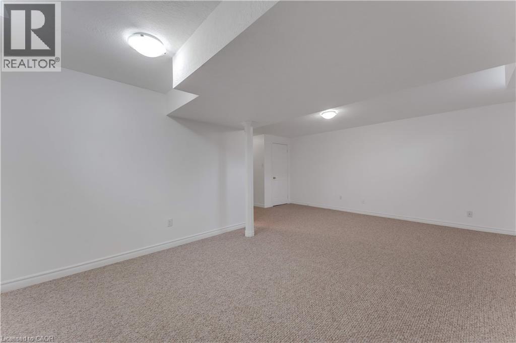359 Highbrook Crescent, Kitchener, Ontario  N2E 3P5 - Photo 33 - 40838512