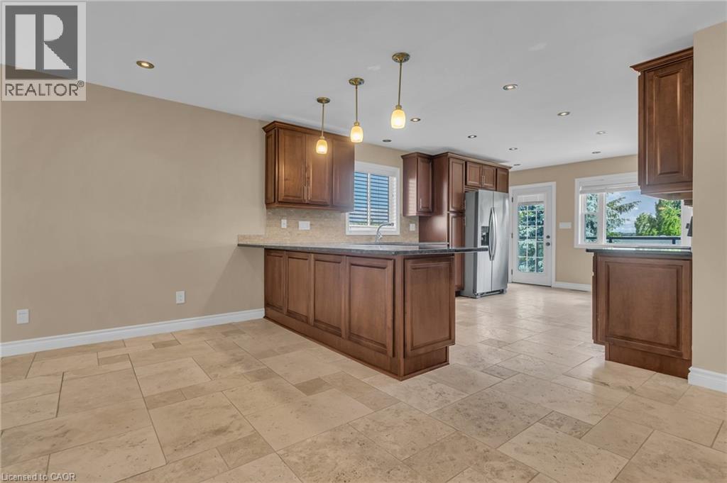 54 Pebble Beach Court, Woodstock, Ontario  N4S 8X2 - Photo 11 - 40840188