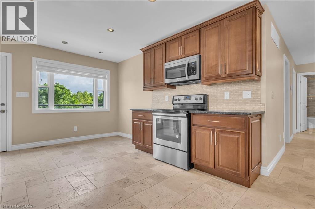54 Pebble Beach Court, Woodstock, Ontario  N4S 8X2 - Photo 8 - 40840188