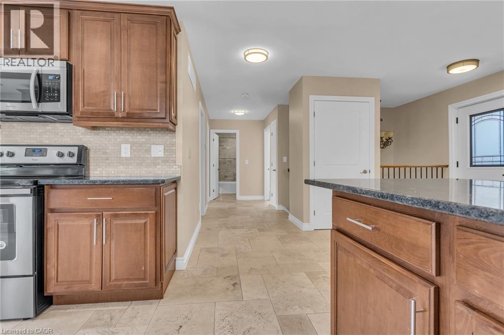 54 Pebble Beach Court, Woodstock, Ontario  N4S 8X2 - Photo 9 - 40840188