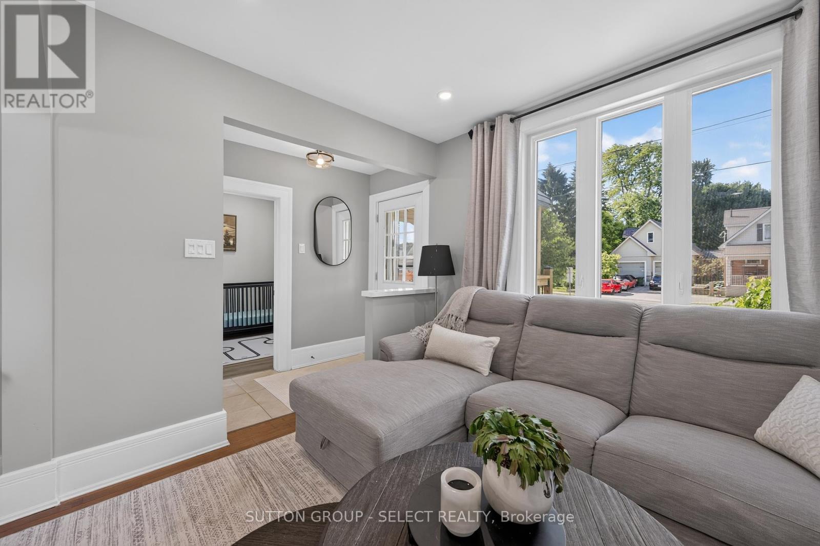 152 Elm Street, St. Thomas, Ontario  N5R 1J3 - Photo 3 - X13449496