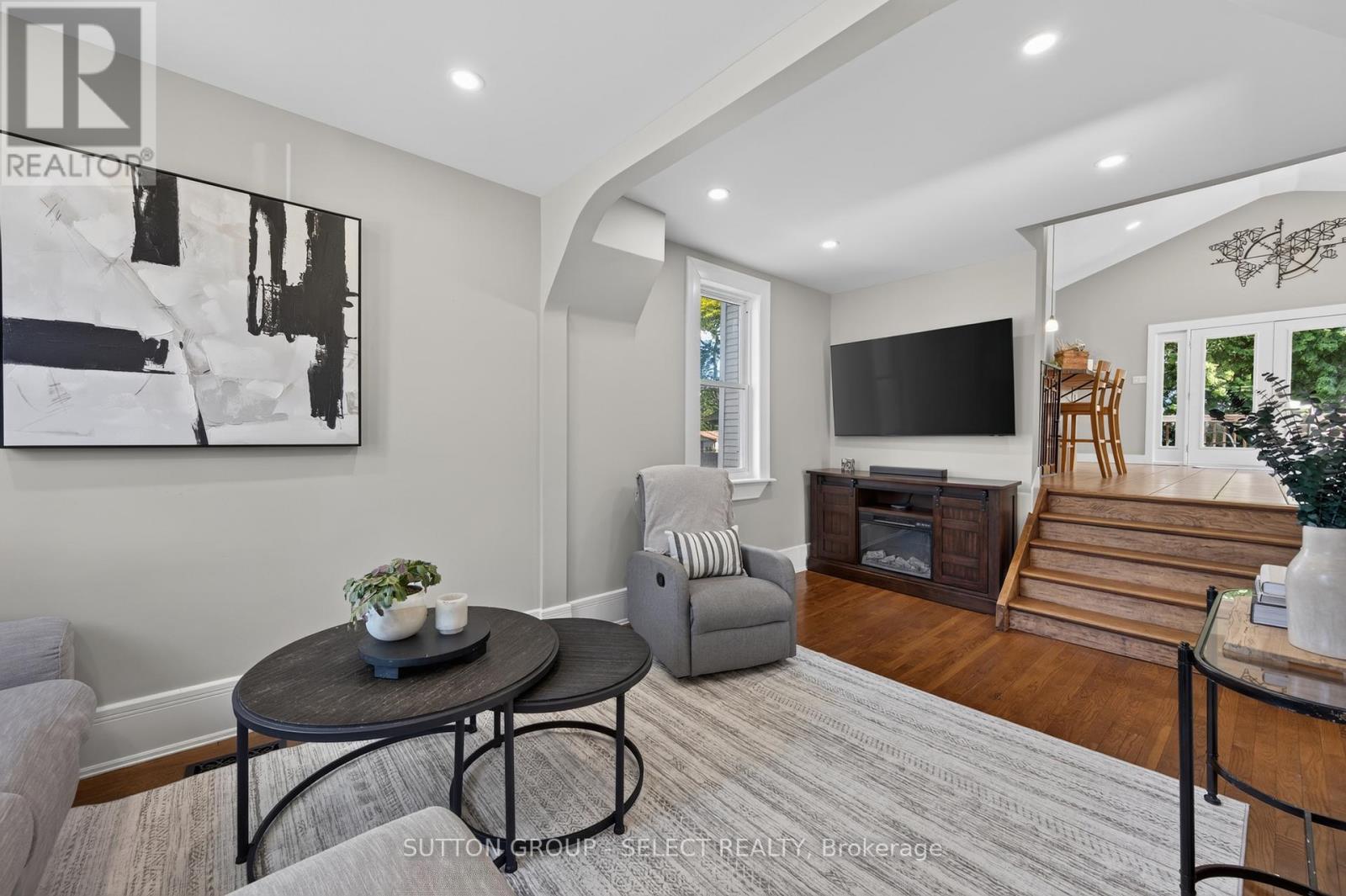 152 Elm Street, St. Thomas, Ontario  N5R 1J3 - Photo 4 - X13449496