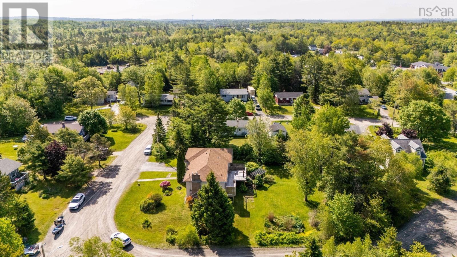 4 Allen Drive, Mount Uniacke, Nova Scotia  B0N 1Z0 - Photo 38 - 202614515