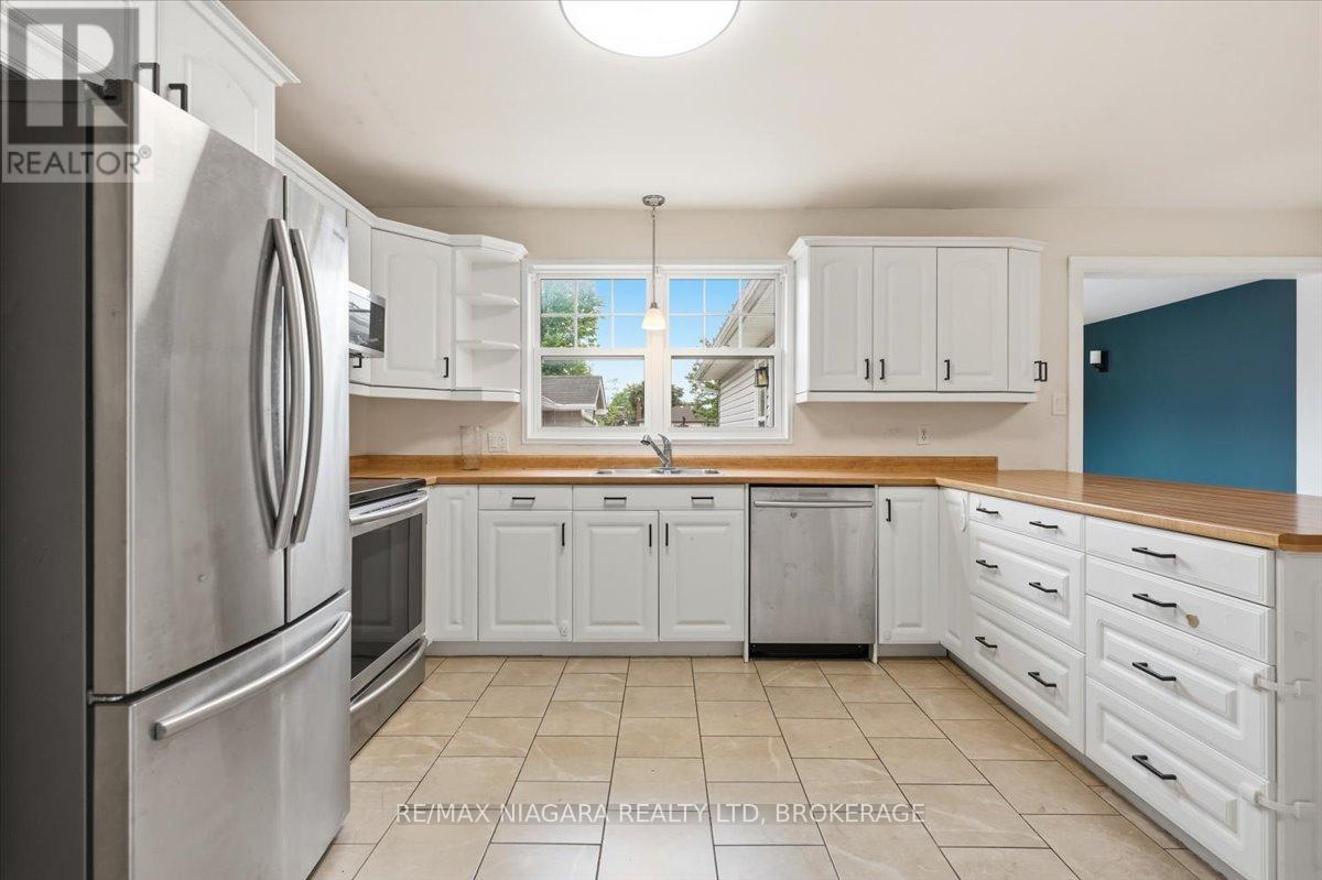 7 Sequoia Avenue, St. Catharines, Ontario  L2M 3C9 - Photo 10 - X13449440