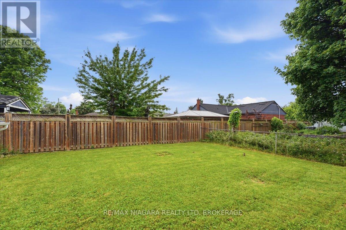 7 Sequoia Avenue, St. Catharines, Ontario  L2M 3C9 - Photo 37 - X13449440