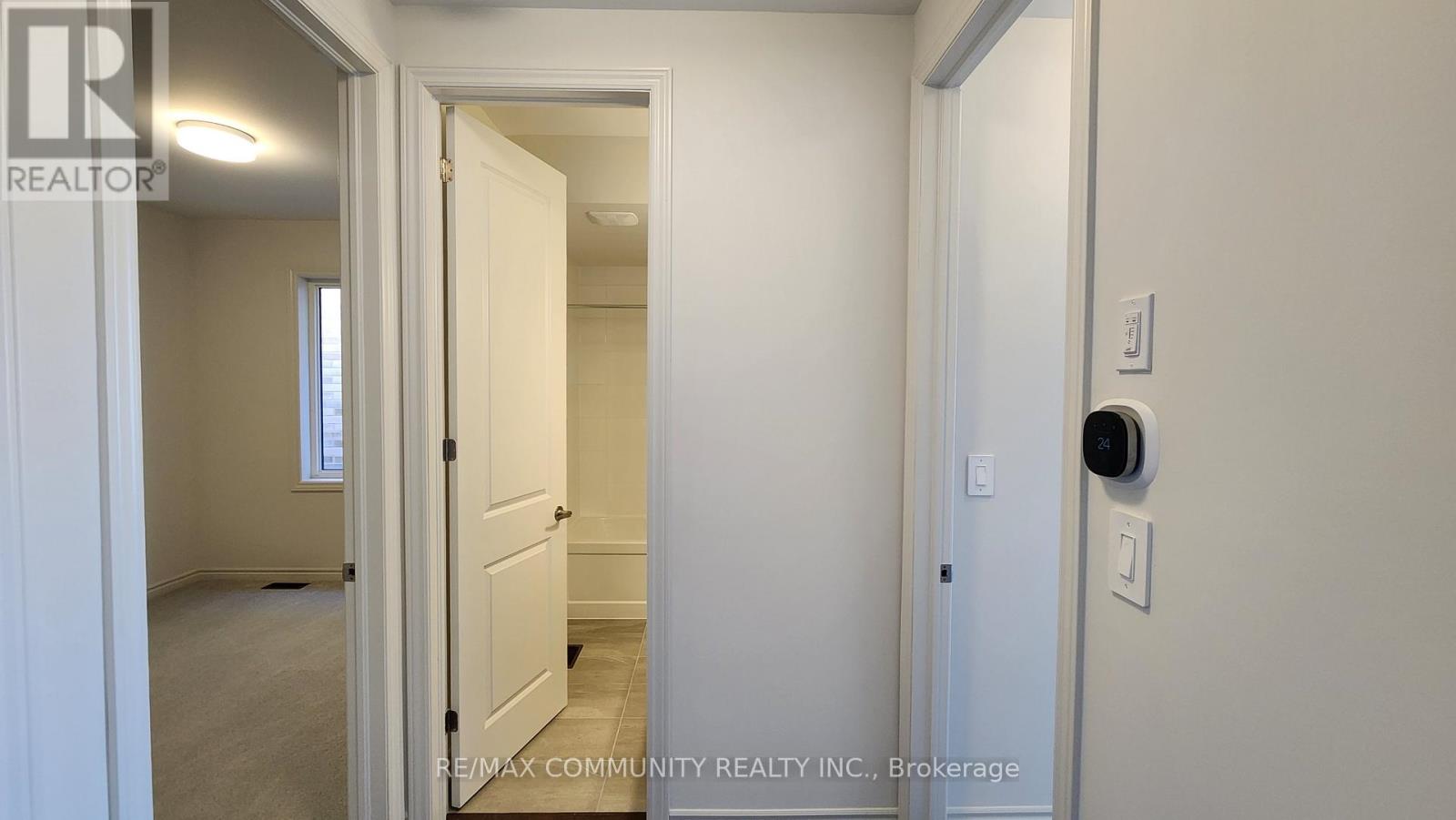 A - 58 Donald Cameron Crescent, Clarington, Ontario  L1E 0M4 - Photo 8 - E13422192