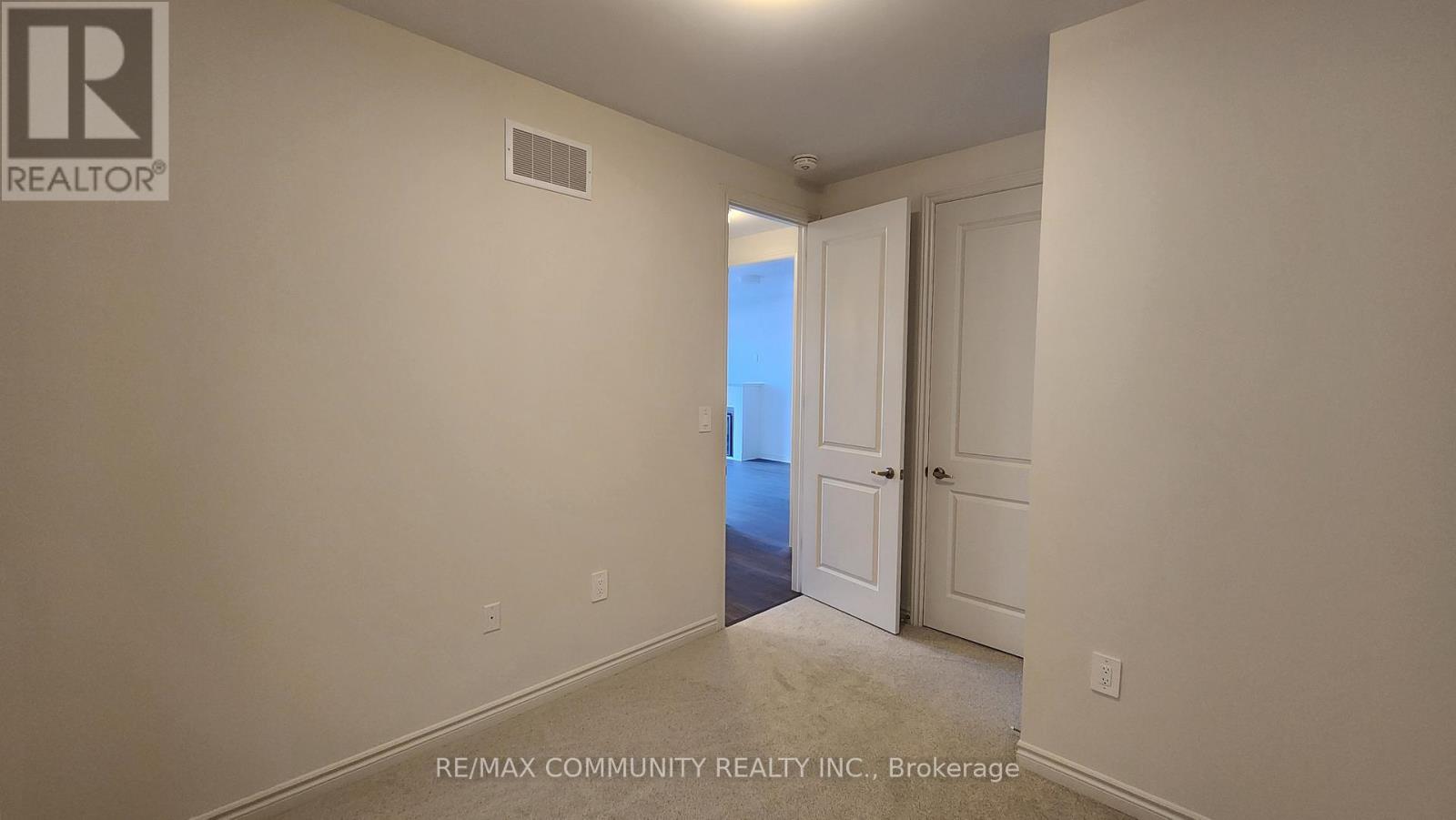 A - 58 Donald Cameron Crescent, Clarington, Ontario  L1E 0M4 - Photo 10 - E13422192