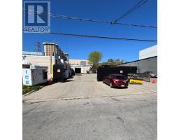 464 GILBERT AVENUE, Toronto, Ontario