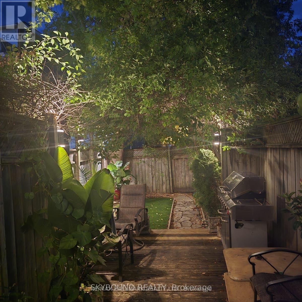 837 Gladstone Avenue, Toronto, Ontario  M6H 3J7 - Photo 22 - W13420962