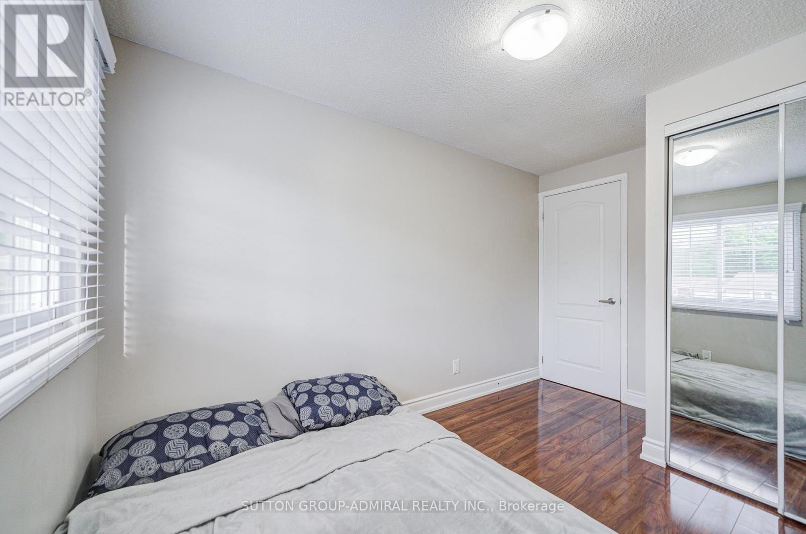 4 Hilda Court, Brampton, Ontario  L6S 2C1 - Photo 35 - W13447314