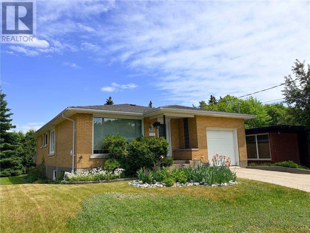 208 Tanguay Avenue, Sudbury, Ontario  P3C 5G4 - Photo 1 - 2127503